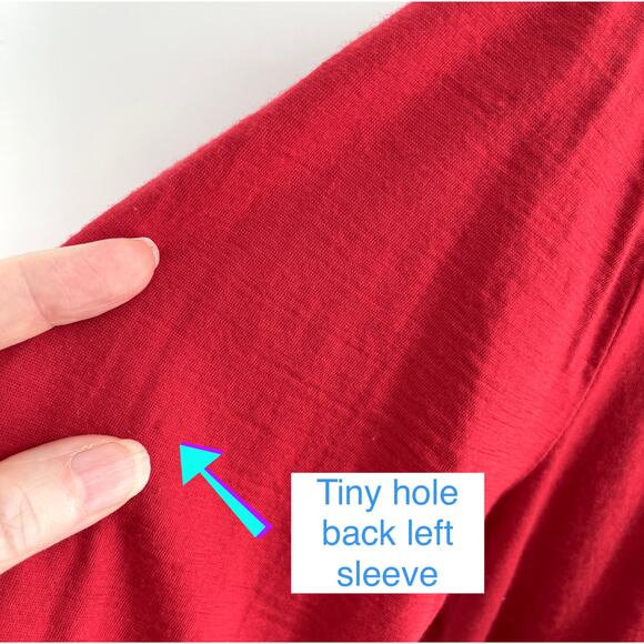 Seg’ments Merino Wool V-Neck Tunic Top Sz M Red Pleated Textured Lower Lace - Picture 8 of 13